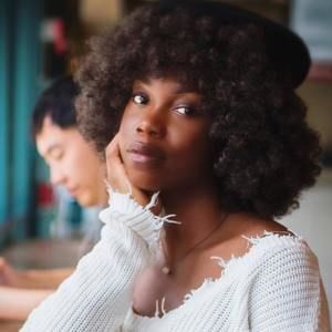 Meet your Posher, Ayika